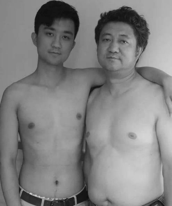 For 30 Years This Man Took A Selfie With His Son, The Last One Will Surprise You (27 pics)