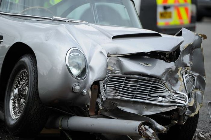Aston Martin Gets Destroyed In A Head End Collision (6 pics)