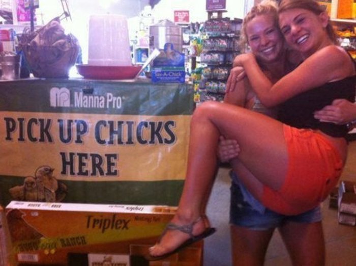 People Who Take Signs Way Too Literally (26 pics)