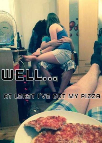 There's Nothing Easy About Being Forever Alone (47 pics)