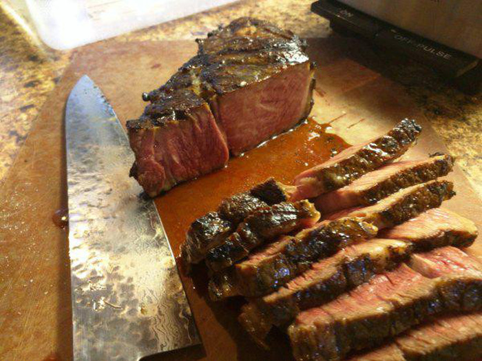 Guy Vacuum Seals His Steak For The First Time (8 pics)