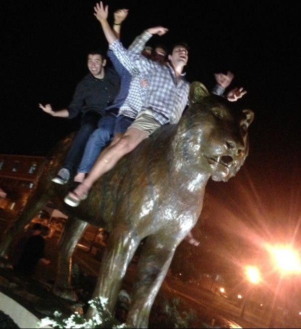 I Miss College. Part 22 (35 pics)
