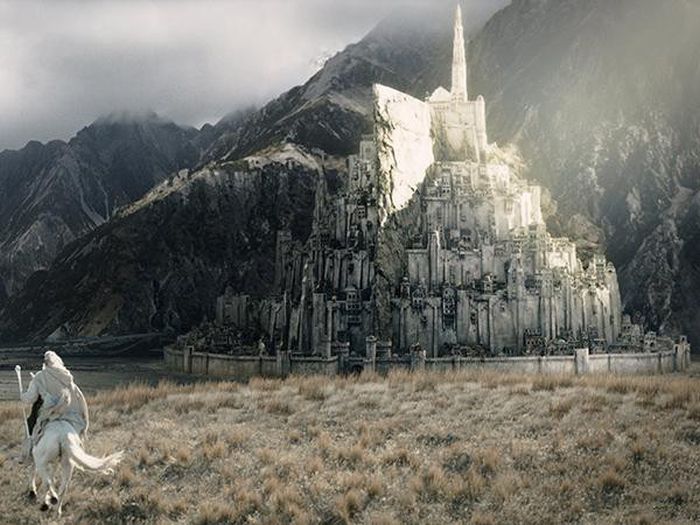 Architects In Britain Are Trying To Build A Full Scale Minas Tirith From Lord Of The Rings (5 pics)