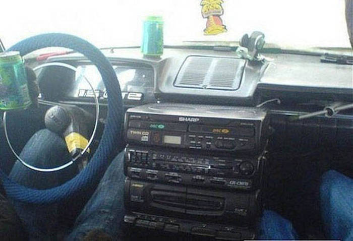 Redneck Car Hacks That Everyone Needs To Try (31 pics)