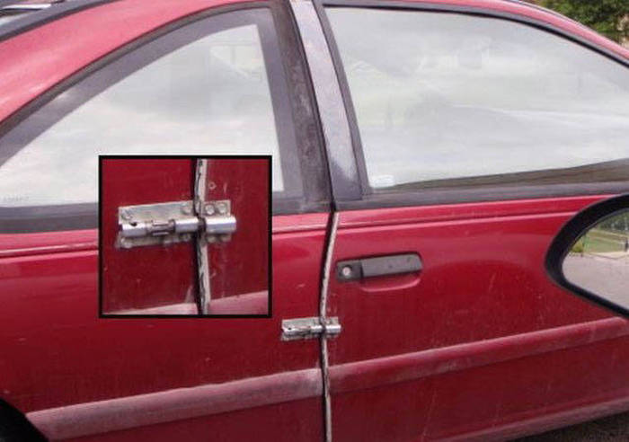 Redneck Car Hacks That Everyone Needs To Try (31 pics)