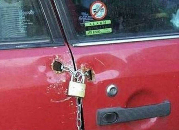 Redneck Car Hacks That Everyone Needs To Try (31 pics)