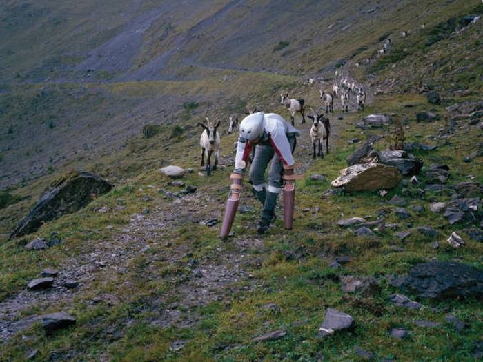 Meet The Man Who Decided To Become A Goat (7 pics)
