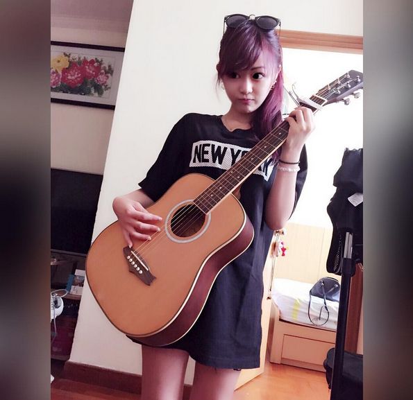 This Beautiful McDonald's Worker From Taiwan Is Becoming An Internet Sensation (12 pics +video)
