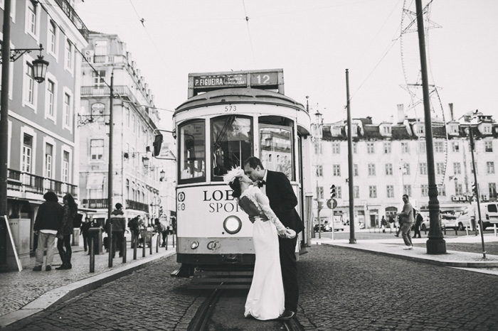 Photos Of Lovers In Stunning Locations Will Make You Want To Travel The World (40 pics)