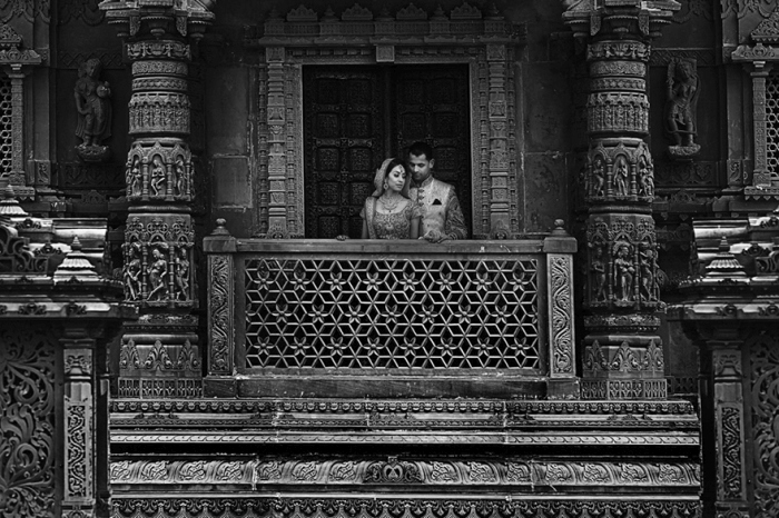 Photos Of Lovers In Stunning Locations Will Make You Want To Travel The World (40 pics)
