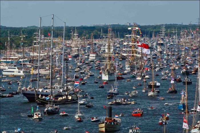 The Sail Amsterdam Festival Kicks Off With A Massive Gathering Of Boats (7 pics)