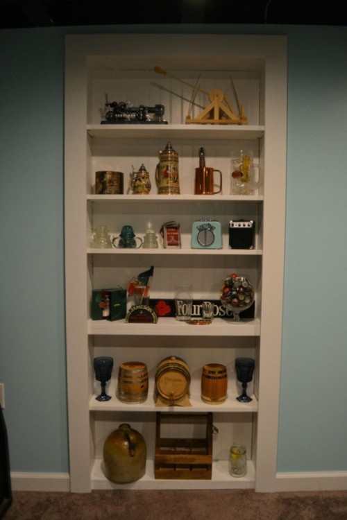 Hidden Behind This Shelf Is A Secret Man Cave (14 pics)