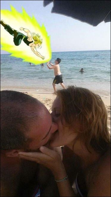Couple Kissing On The Beach Asks The Internet For Photoshop Help (18 pics)