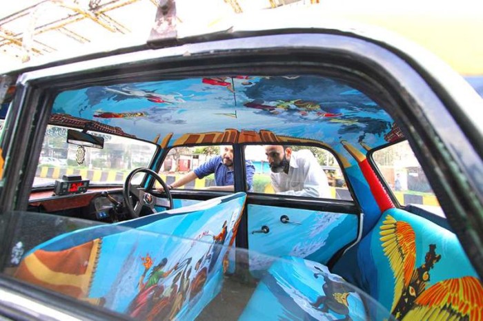 Taxis in Mumbai (25 pics)