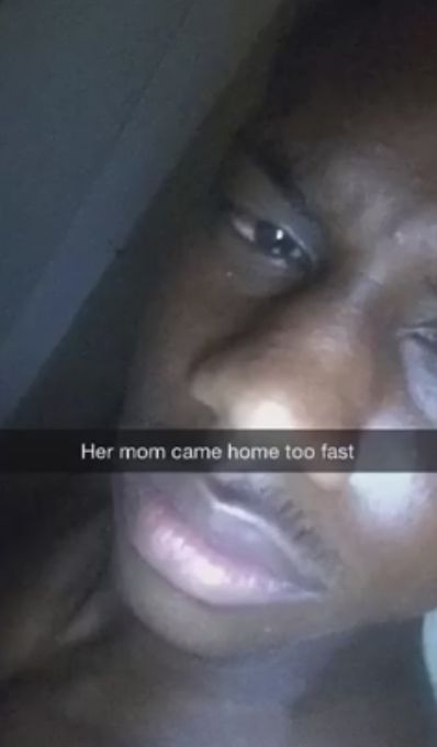 Guy Gets Trapped Under Girl's Bed After Her Mom Came Home Too Early (6 pics)