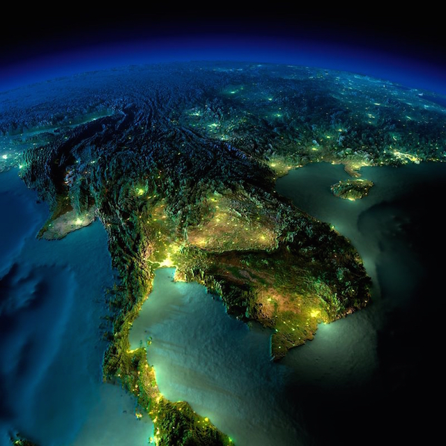 Breathtaking Views Of The Earth At Night (25 pics)