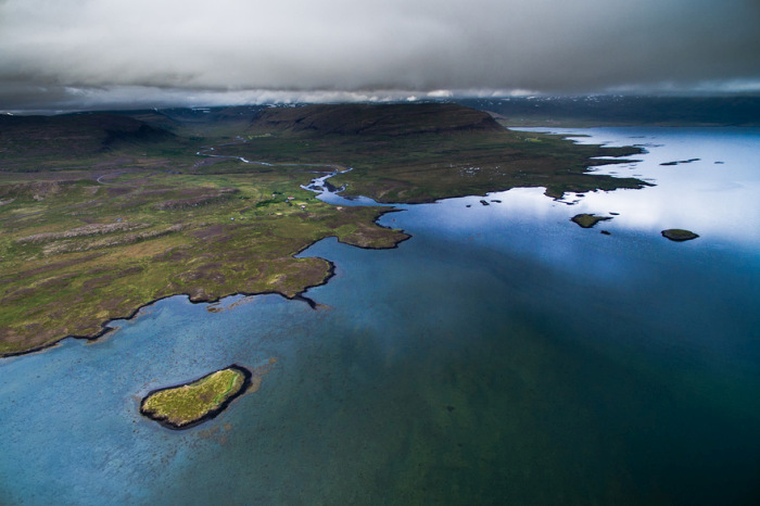 Why Iceland Is The Best Country To Visit With A Drone (38 pics)