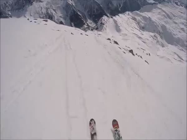 Extreme Parachute Skiing