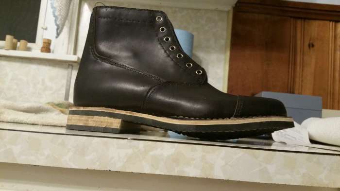 See What It Looks Like When You Make A Pair Of Boots From Scratch (37 pics)