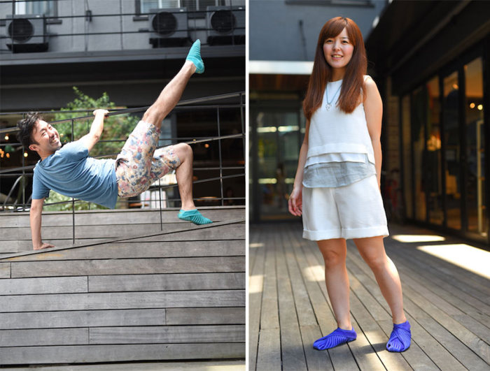 Never Tie Your Shoes Again With These Shoes That Wrap Around Your Feet (6 pics)