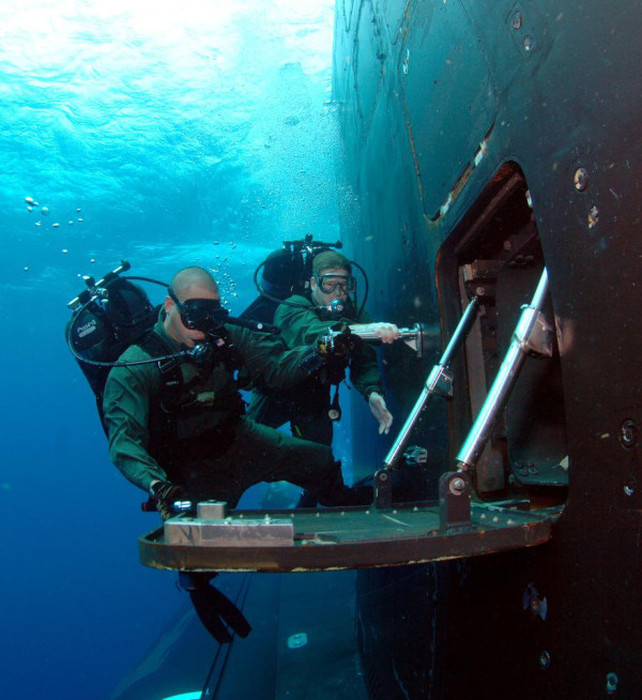 Awesome Submarine Photos (35 pics)