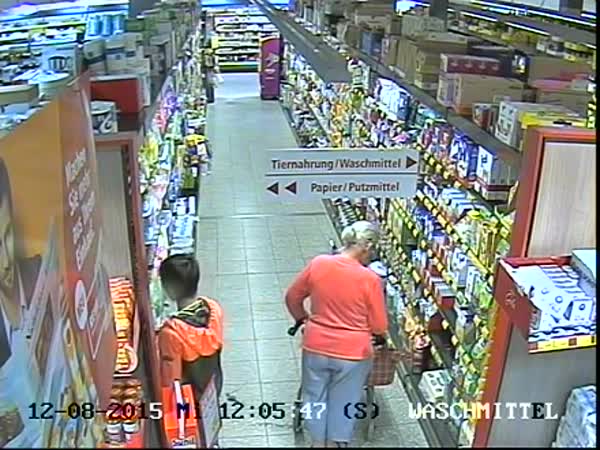 Store Pickpocketing In Germany