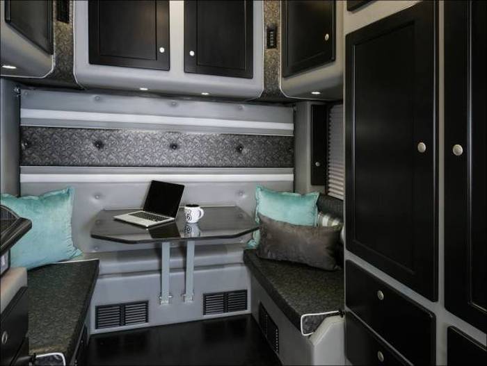 Modern Trucks (9 pics)