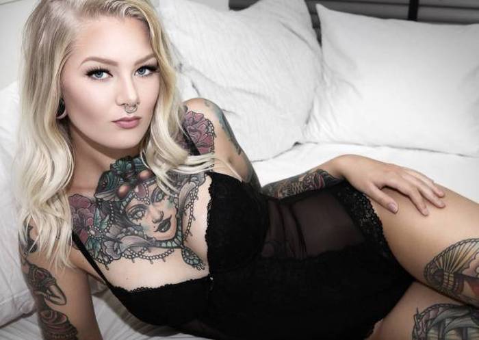 Tattooed Girls (63 pics) Tattooed Girls (63 pics)