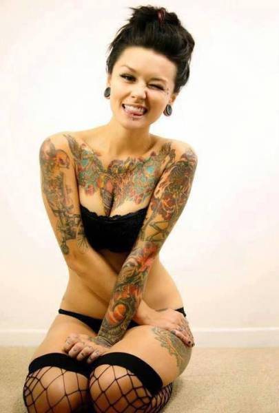 Tattooed Girls (63 pics)