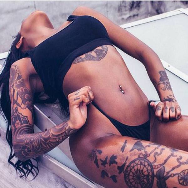 Tattooed Girls (63 pics)