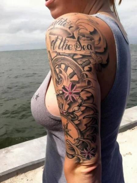 Tattooed Girls (63 pics)