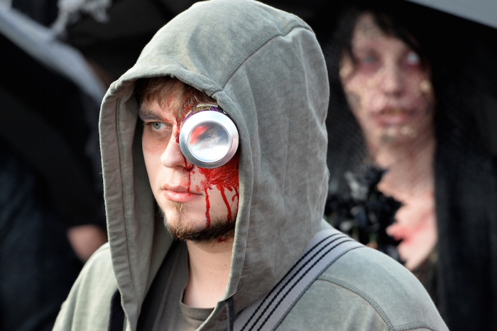 Zombie Parade in Duesseldorf, Germany (18 pics)