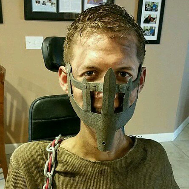 This Disabled Student Used His Wheelchair To Make An Epic Mad Max Cosplay (8 pics)