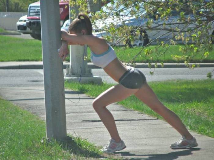 These Sexy Sporty Girls Know Exactly How To Pump You Up (46 pics)