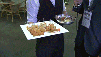 Organic Food Experts Get Trolled (10 gifs)