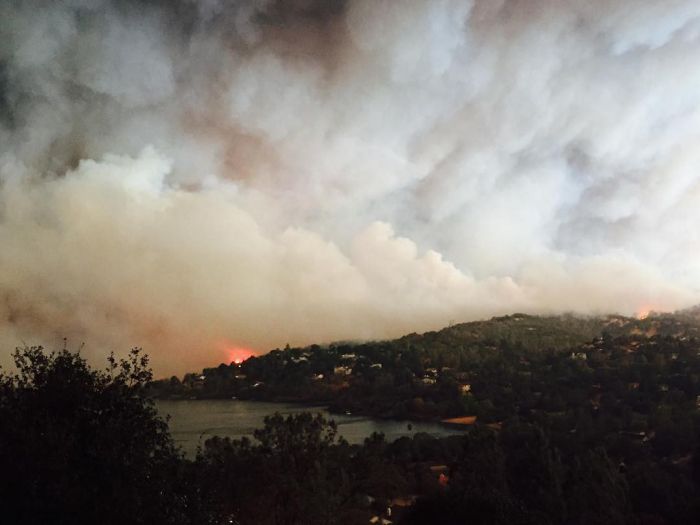 Wildfires Have Turned California Into A State Of Emergency (21 pics)