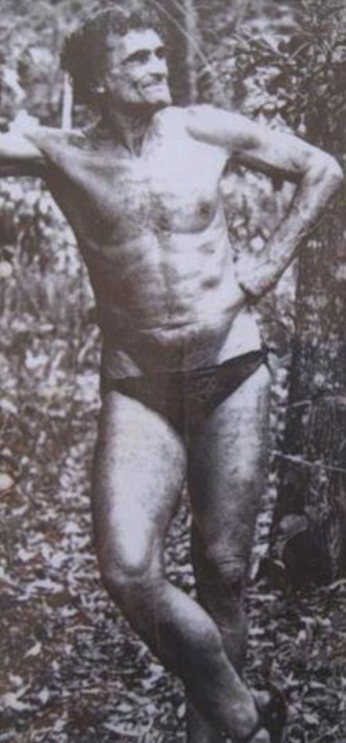 Meet The Man Who's Been Dubbed The Real Life Tarzan (5 pics)
