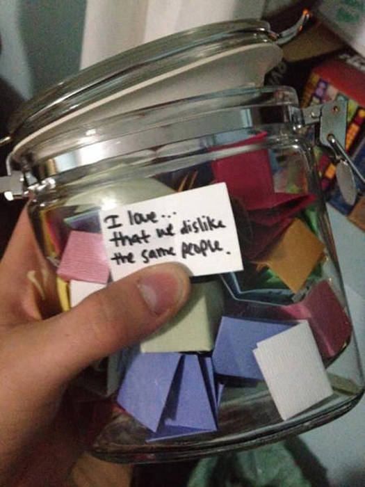 These Are The Hilarious Signs Of True Love (40 pics)