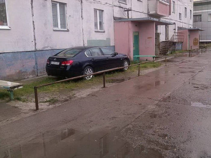 Things Are Just A Little Different In Russia (38 pics)