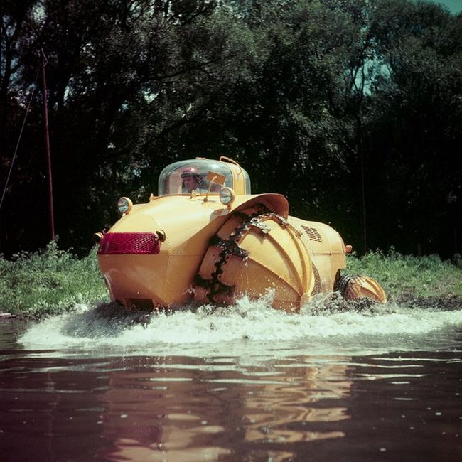 The 1957 Aghnides Rhino Is Truly An All Terrain Vehicle (4 pics)
