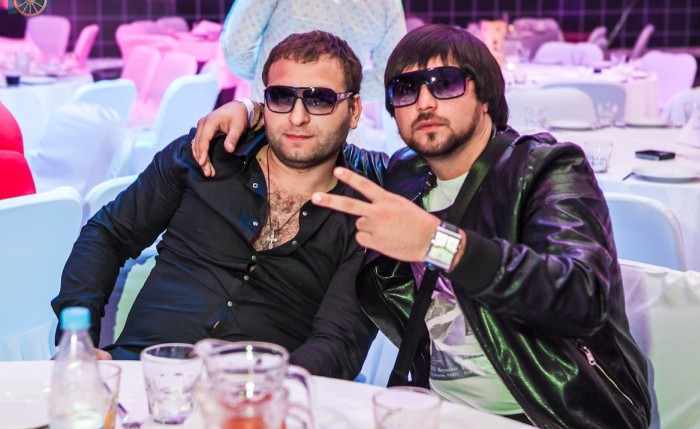 Luxury Roma Life (35 pics)