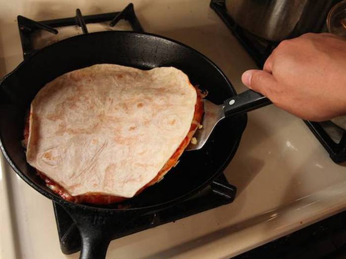 The Pizzadilla Is Without A Doubt The Perfect Snack (6 pics)