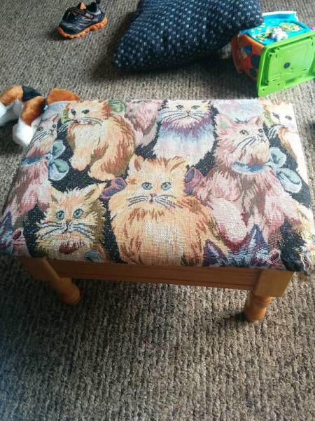 You Never Know What Kind Of Stuff You're Going To Find At The Thrift Shop (33 pics)