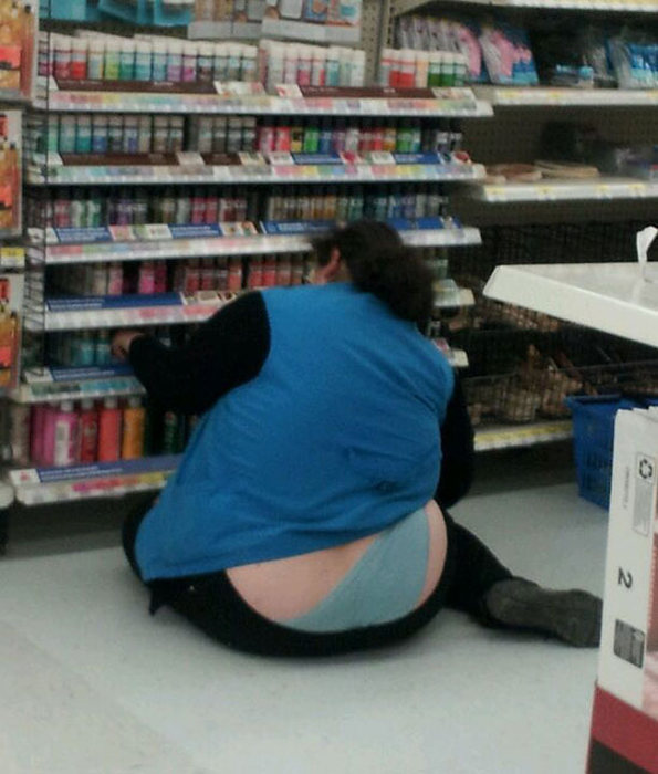 Walmart Shoppers Are A Special Breed Of People (27 pics)