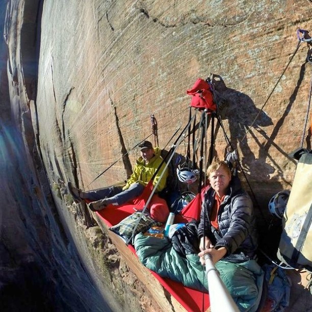 People Who Went To Great Lengths To Take Extreme Selfies (29 pics)