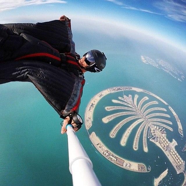 People Who Went To Great Lengths To Take Extreme Selfies (29 pics)