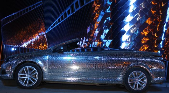 Cool Car Is Covered Completely With Mirrors (15 pics)