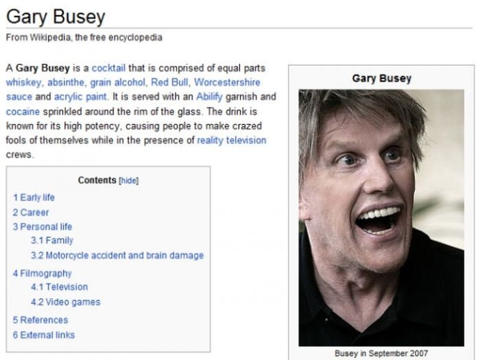 Spot On Celebrity Descriptions From Wikipedia (20 pics)