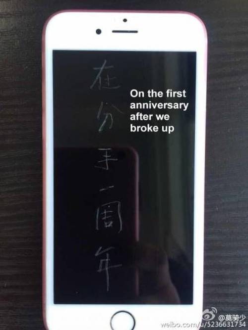 Guy Buys 9 iPhones To Get Back At His Ex Girlfriend (7 pics)