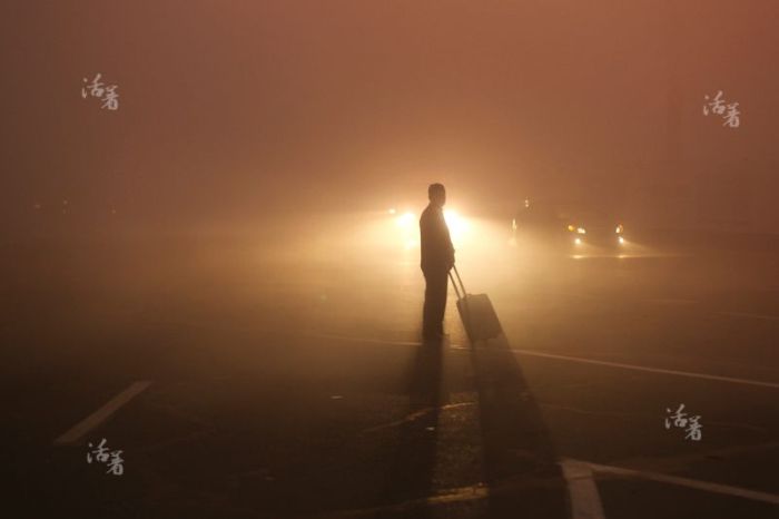 A Look Inside The Life Of A Miner (18 pics)